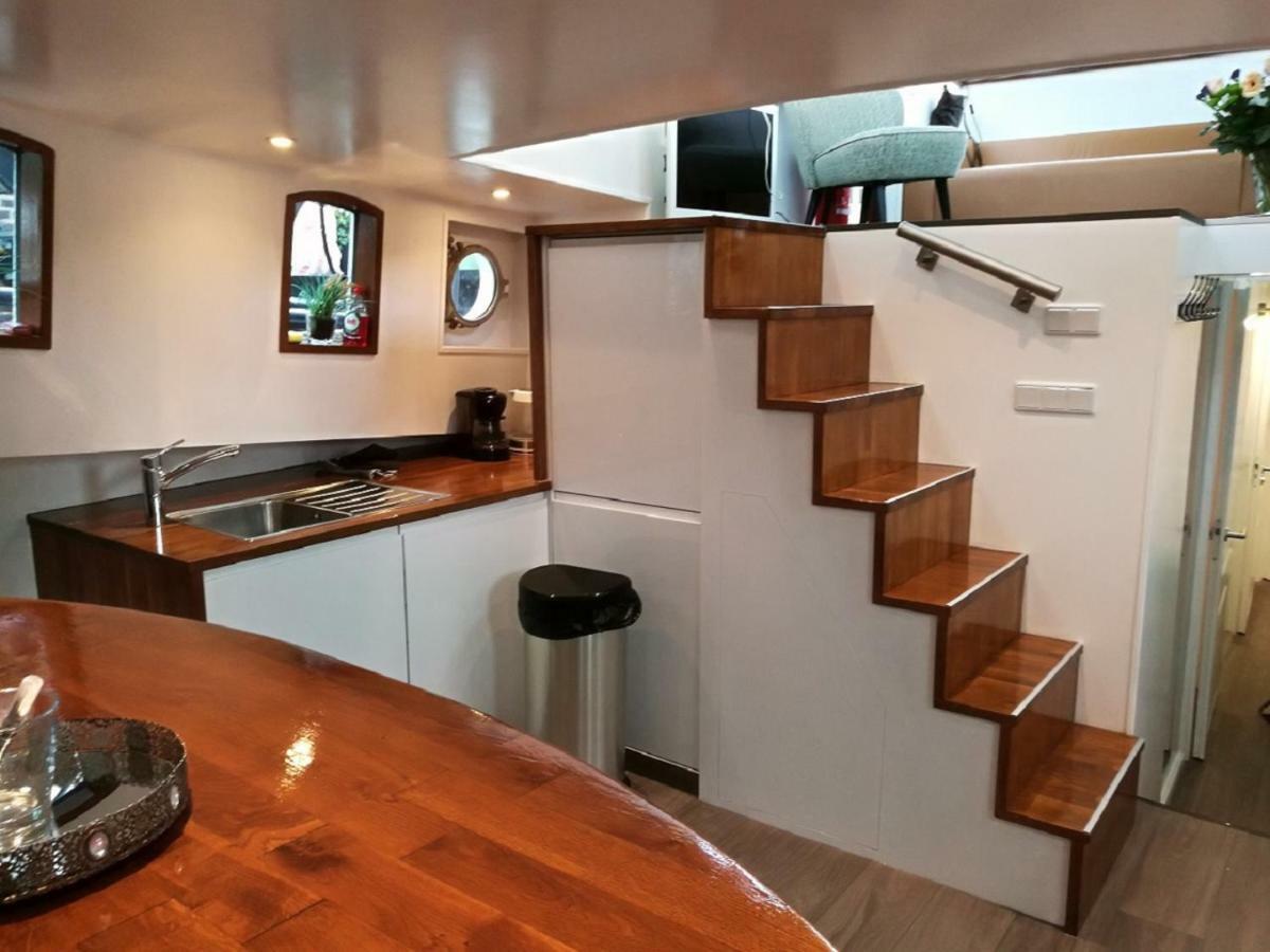 Houseboat Rose Lägenhet Amsterdam Exteriör bild
